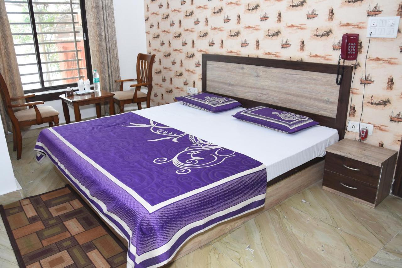 Alakhnanda Guest House Varanasi Exterior foto