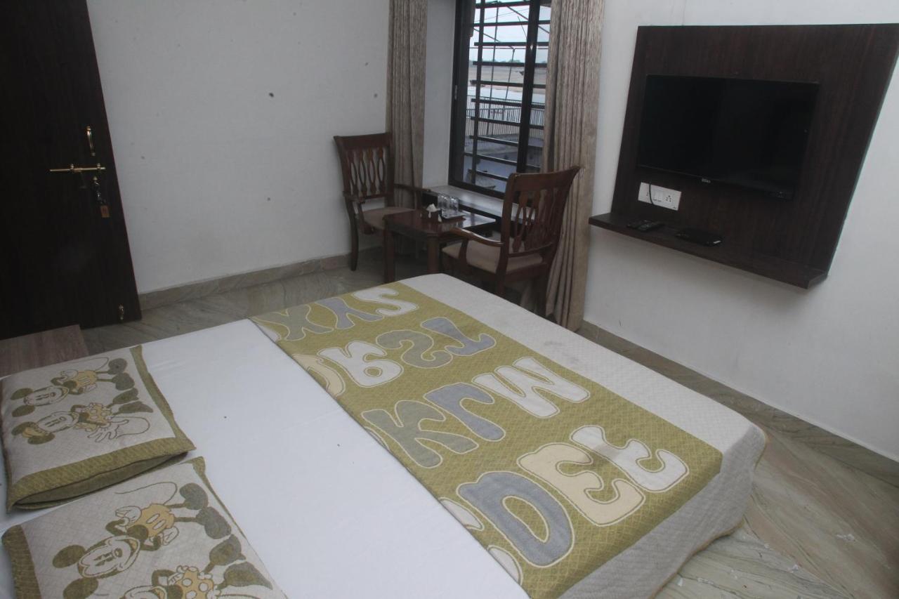 Alakhnanda Guest House Varanasi Exterior foto
